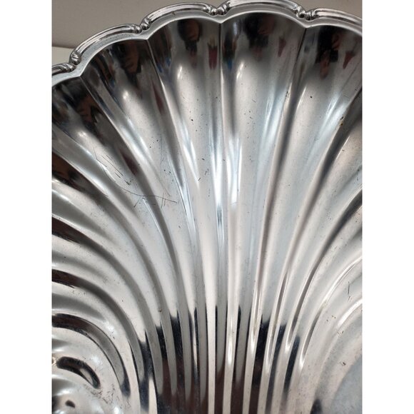 Vintage metal silver plated Seashell Clamshell Bowl or Deep Dish Vintage Silver - Picture 4 of 10